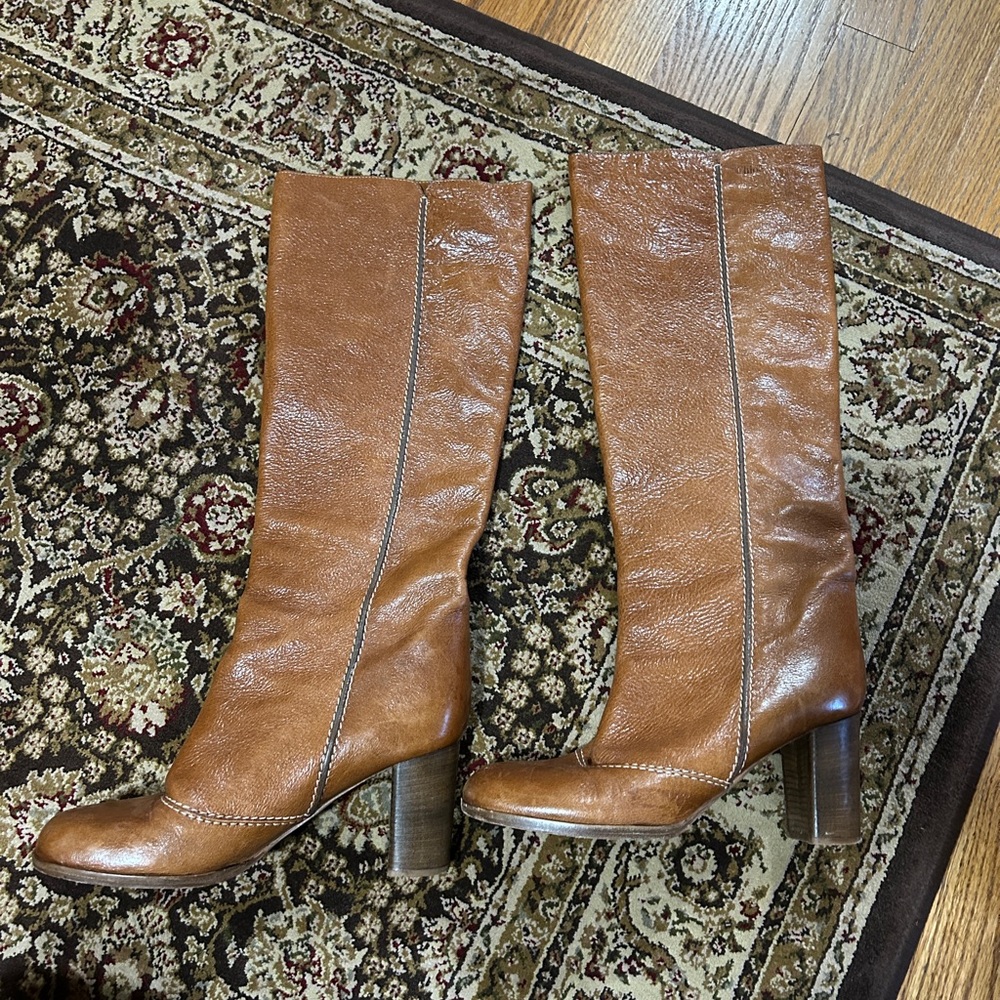 Chloe brown patent leather round toe knee high boots